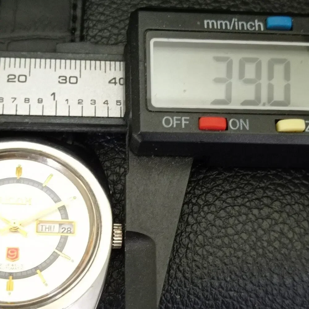 Vintage 1980 Ricoh Automatic Mens Silver Watch W/daydate & Gold accents
